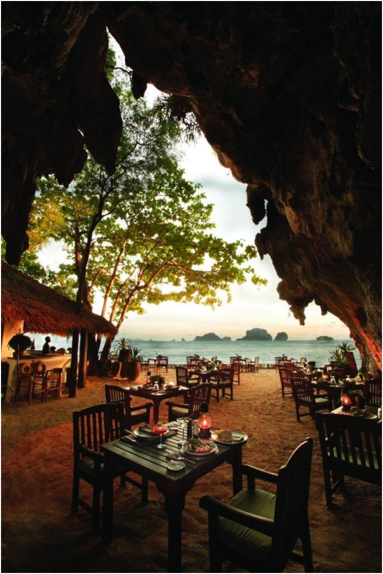 36 Restaurants Worldwide With Breathtaking Views