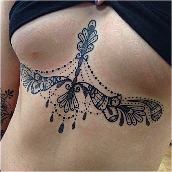 65 Sizzling Under breast Tattoos You'll Drool Over