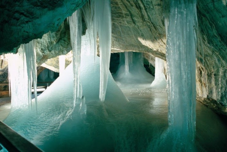43 Breathtaking Natural And Man-Made Wonders Of The World
