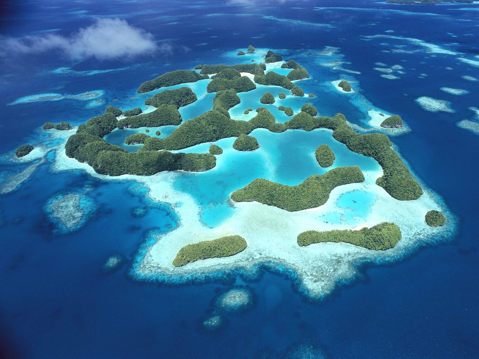 43 Breathtaking Natural And Man-Made Wonders Of The World