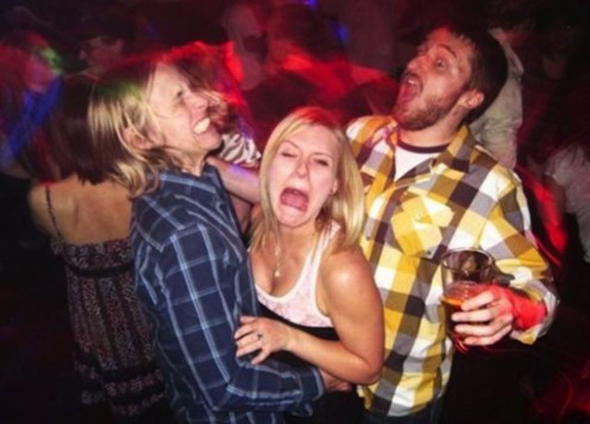 35 Embarrassing Moments That Can Only Happen In Night Clubs Ritely