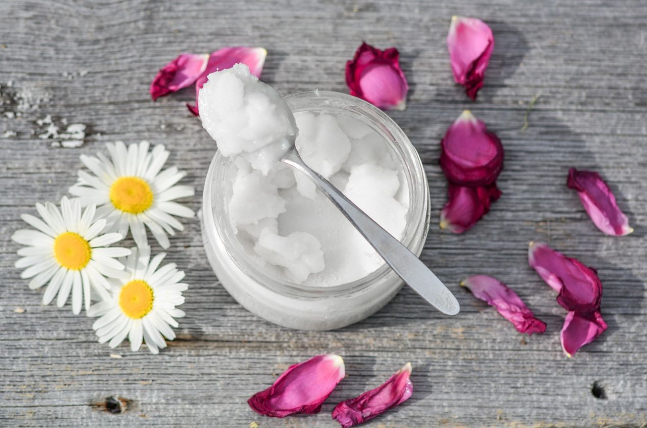 Coconut Oil Pulling: What Is It? Should You Do It?