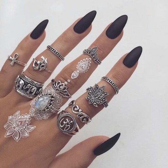 34 Almond Nail Ideas for Your Next Manicure