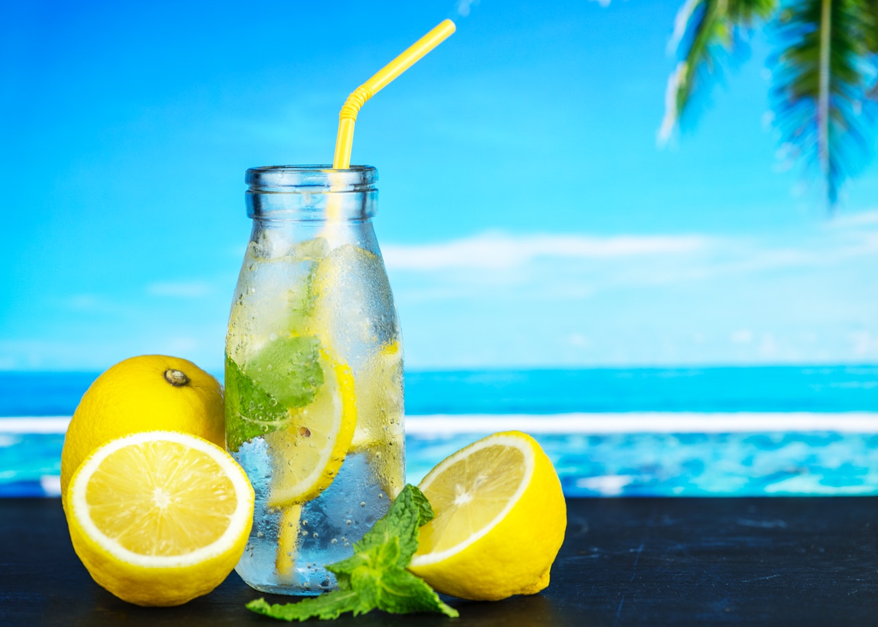 Lemon Water Benefits: A Glass in the Morning Can Save Your Life
