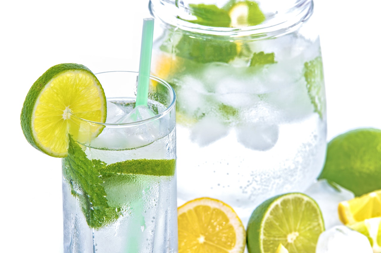 Lemon Water Benefits: A Glass in the Morning Can Save Your Life