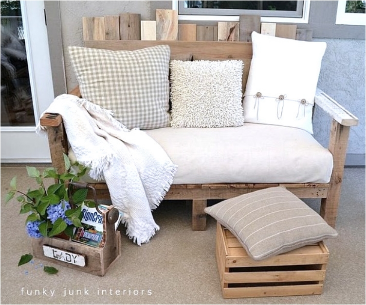 18 DIY Pallet Sofas Perfect for Indoors and Outdoors