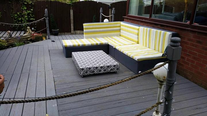 18 DIY Pallet Sofas Perfect for Indoors and Outdoors