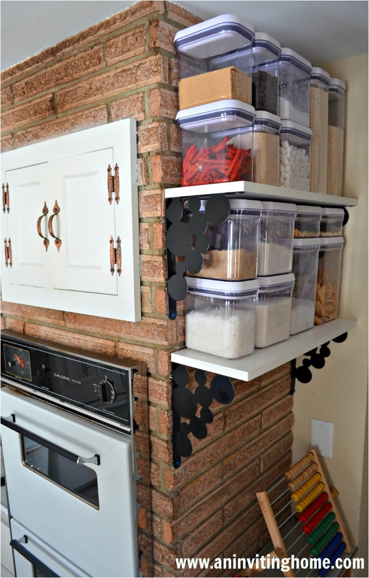 27 Tips to Organize and Enlarge Your Small Kitchen