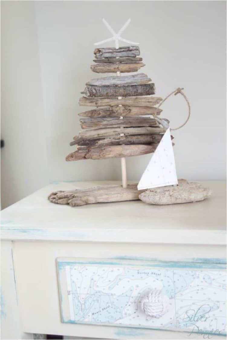 18 Stunning Decorations to Make with Driftwood