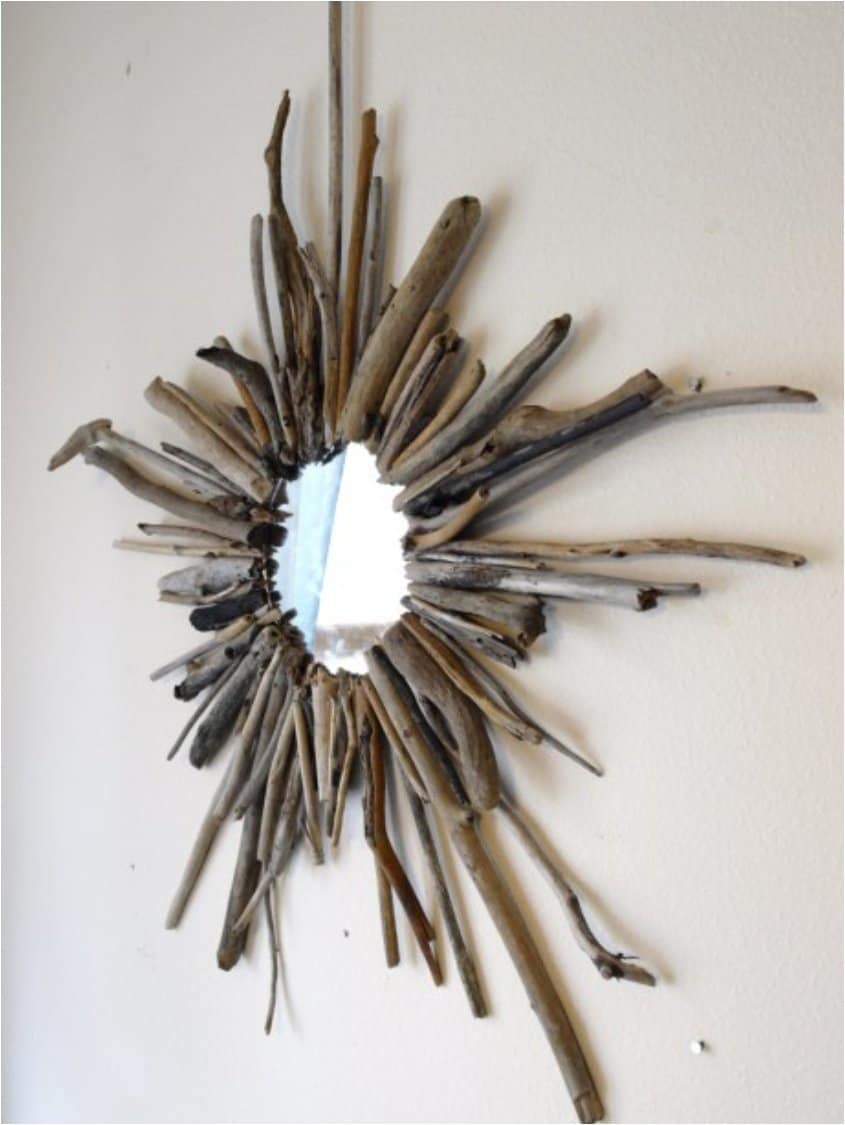 18 Stunning Decorations to Make with Driftwood