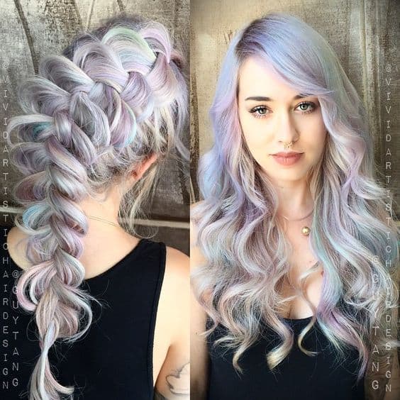 24 Mesmerizing Examples of Holographic Hair