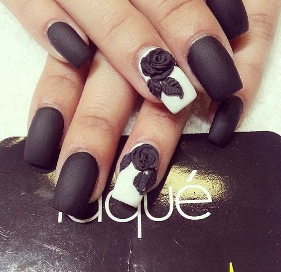 30 Black Nail Designs That Are Anything but Goth