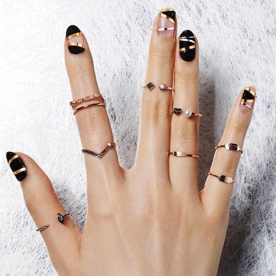 30 Black Nail Designs That Are Anything but Goth