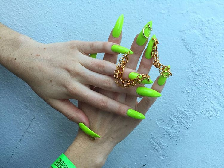 24 Pierced Nails: A 90s Nail Trend Makes a Comeback