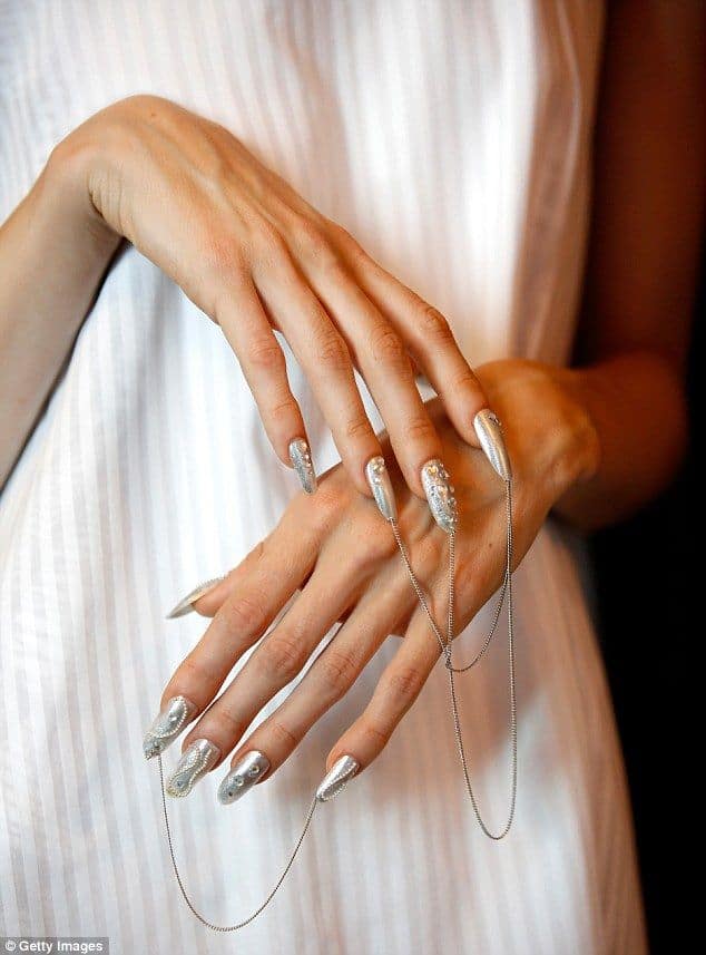24 Pierced Nails: A 90s Nail Trend Makes a Comeback
