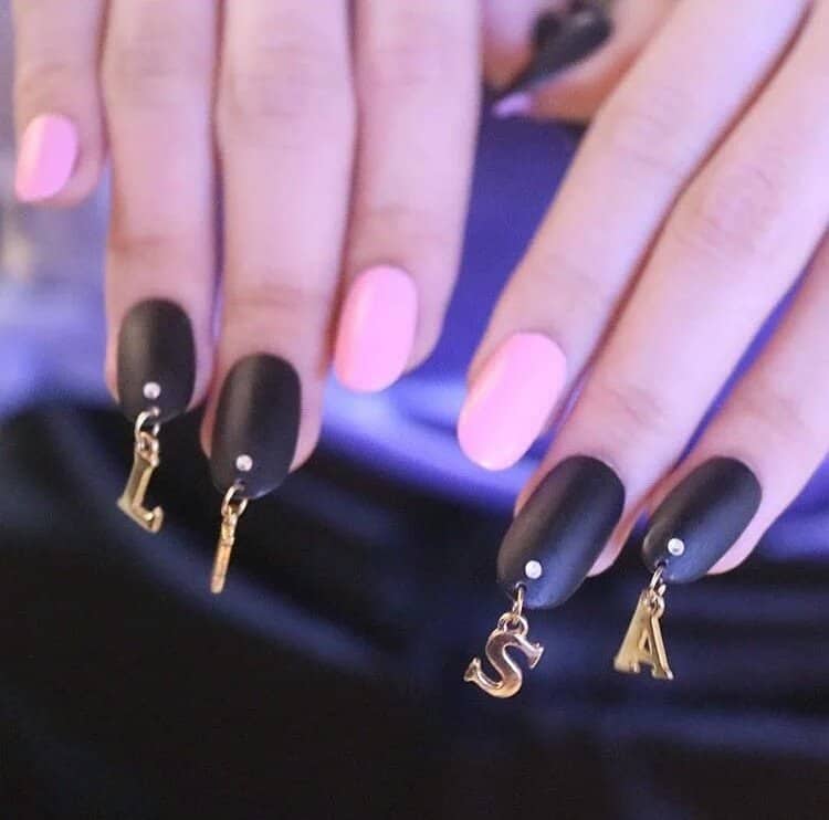 24 Pierced Nails: A 90s Nail Trend Makes a Comeback