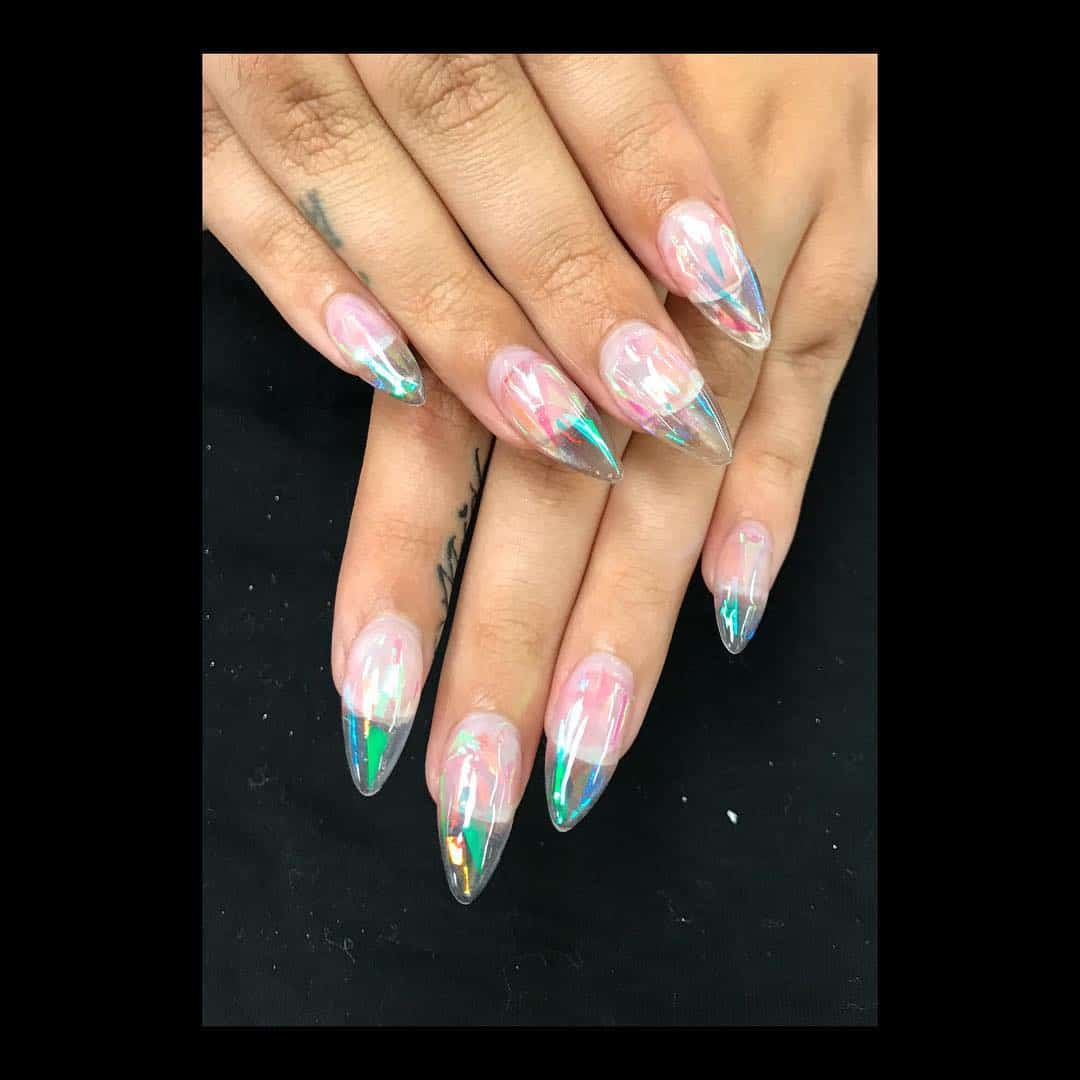 27 Lovely And Extravagant Clear Nail Designs