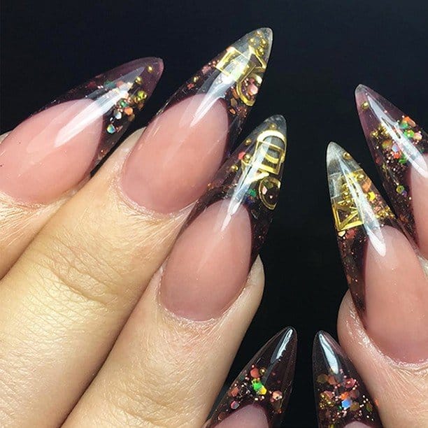 27 Lovely And Extravagant Clear Nail Designs