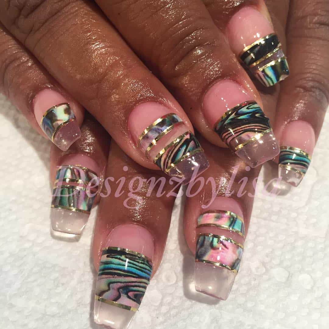 27 Lovely And Extravagant Clear Nail Designs