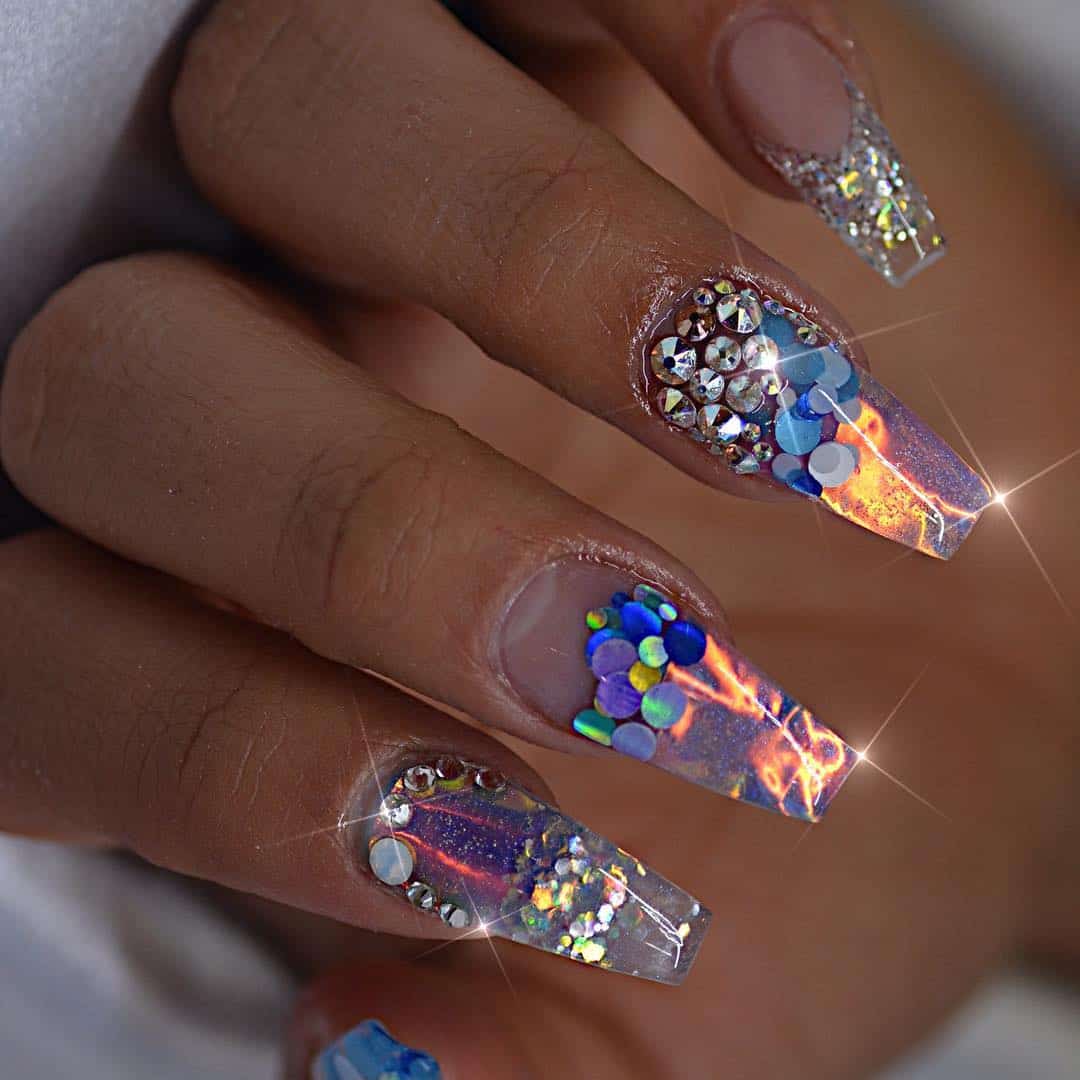 27 Lovely And Extravagant Clear Nail Designs
