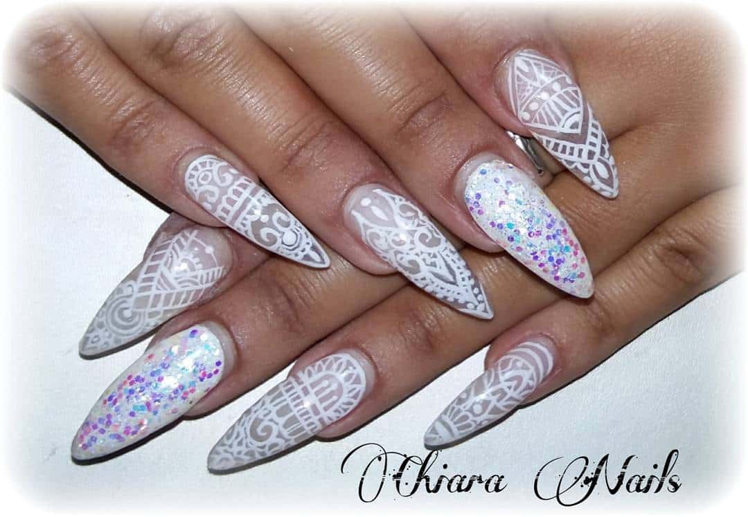 27 Lovely And Extravagant Clear Nail Designs