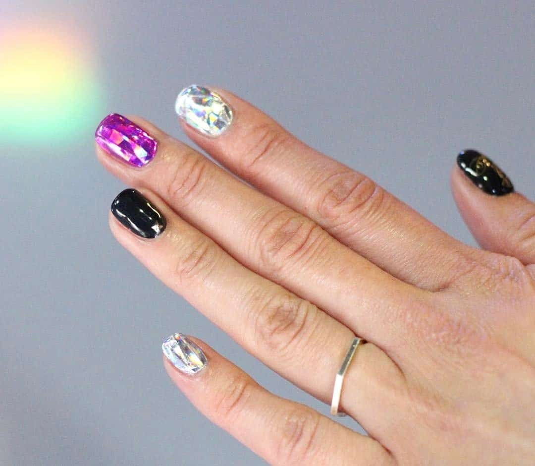 18 Diamond Nails Becoming A Hit From Korea