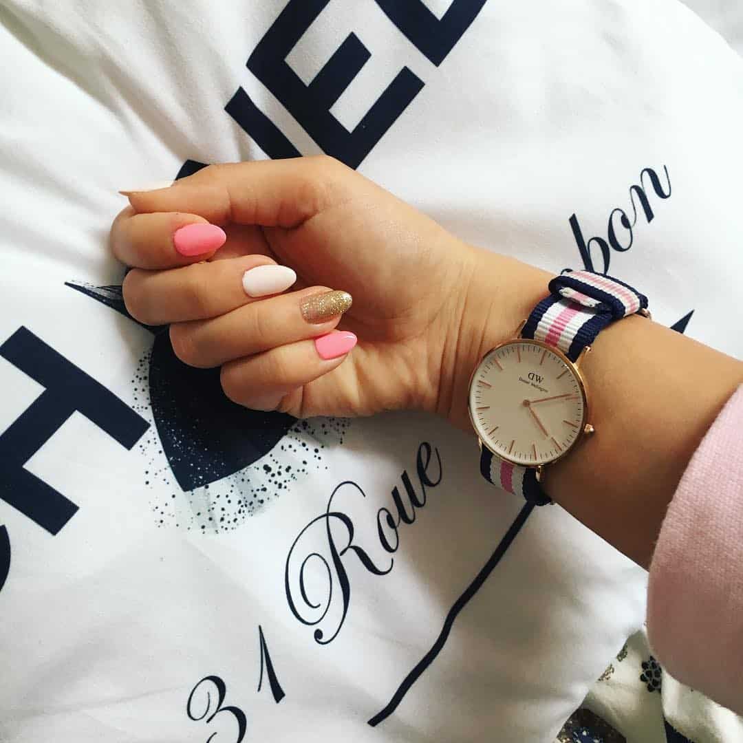 28 Pretty Playful Nail Designs To Look Cool In Summer