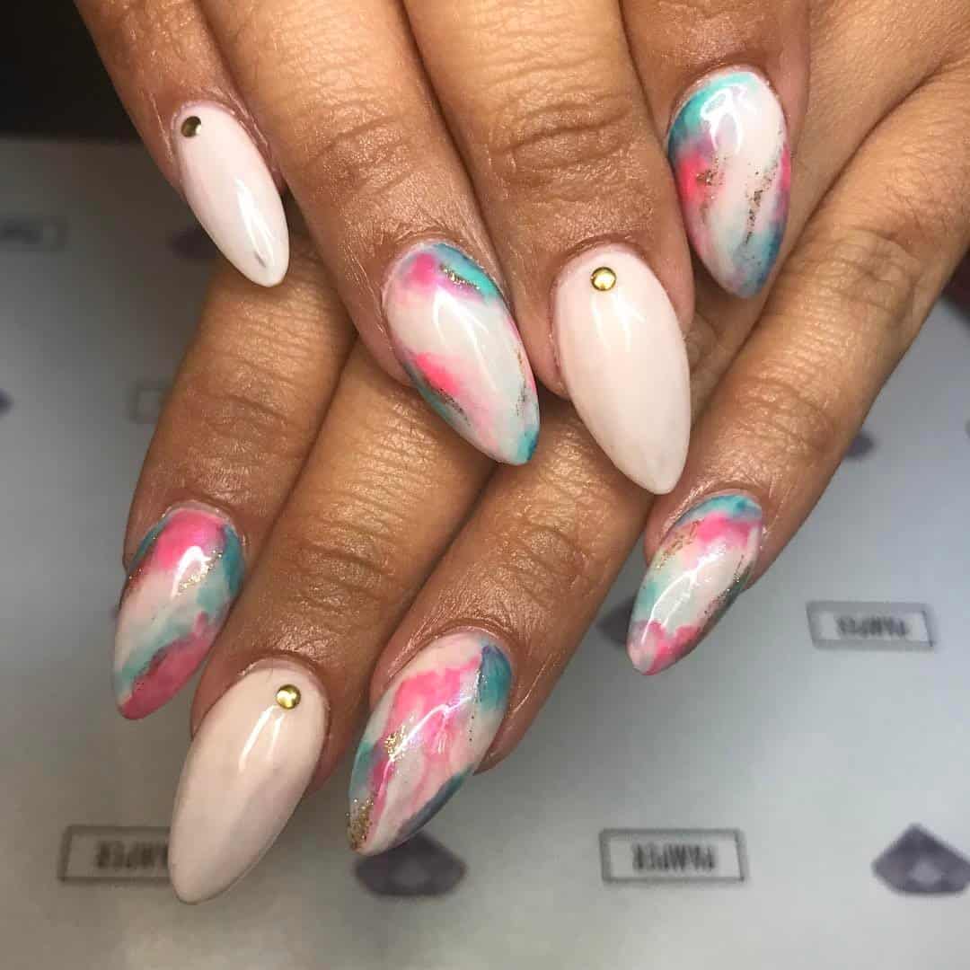 28 Pretty Playful Nail Designs To Look Cool In Summer