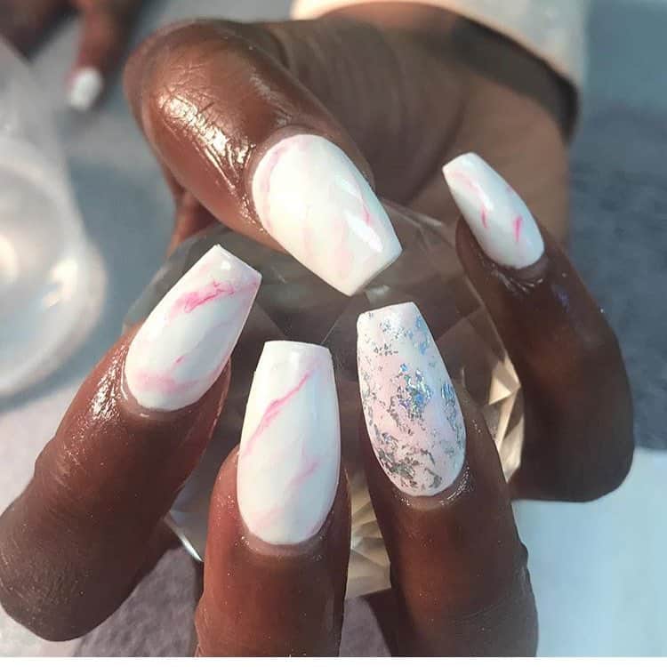 28 Marble Nail Designs For An Elegant And Strong Look