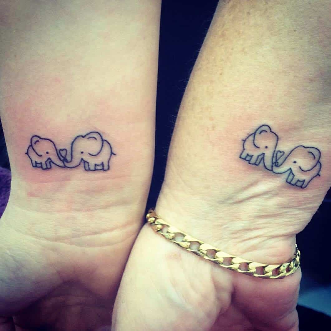 20 Mother and Daughter Matching Tattoos