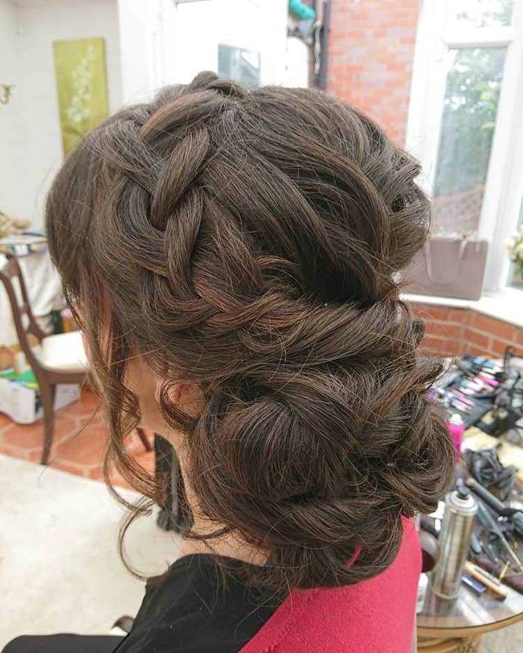 30 Wedding Hairstyles For A Perfect Bridal Look