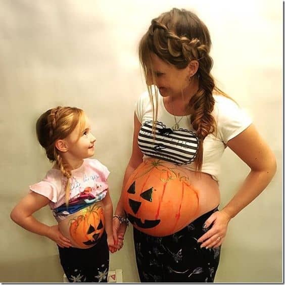 24 Precious Mother-Daughter Matching Hairstyles