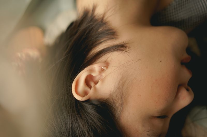 Essential Oils for Earaches: How to Soothe the Pain