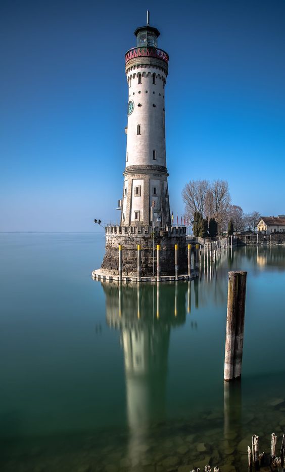 Seven Wonders of the World and Their Modern Counterparts